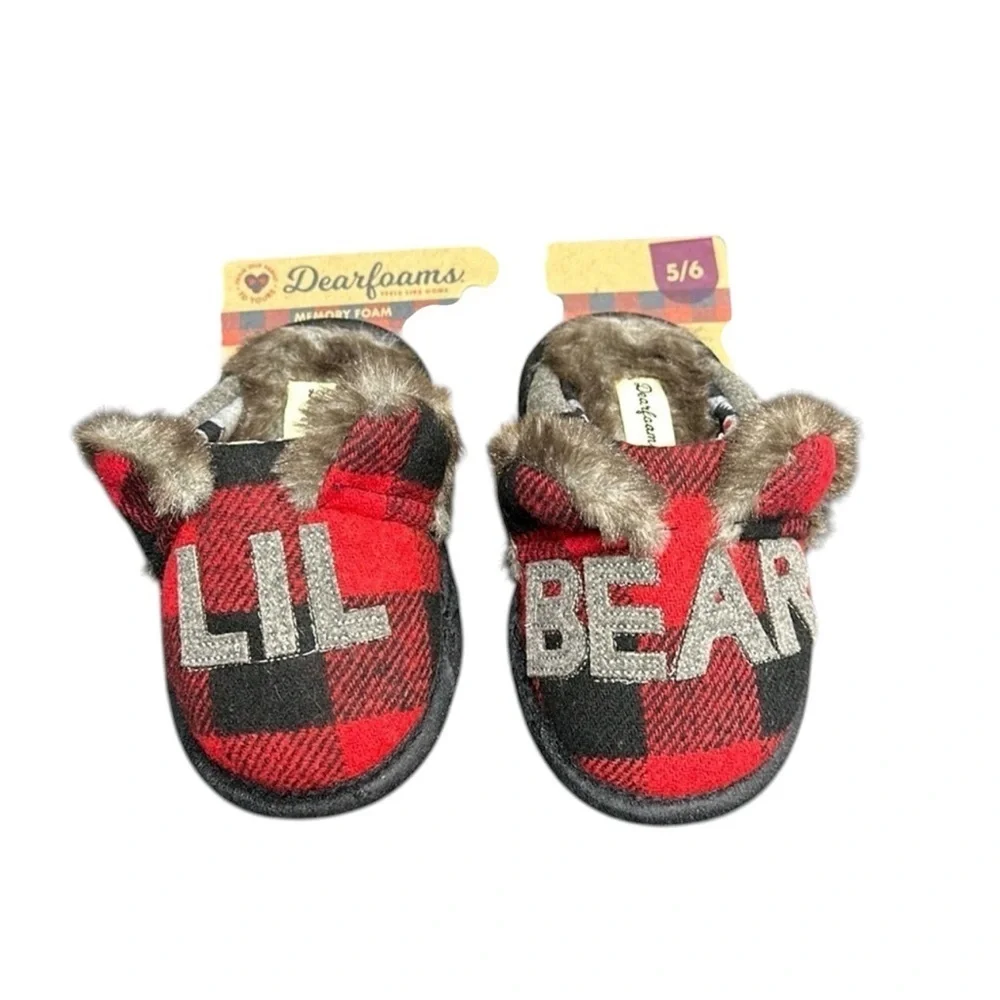 Dearfoams Lil Bear slippers! NWT Little Kids Size 5/6! Machine Washable